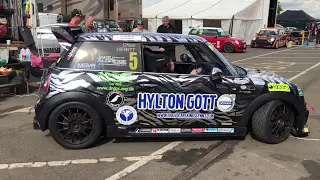 Mini Challenge 2017 at Snetterton with Chewitt Racing