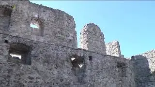 Wo Riesen ihre Füße waschen: Sagenhaftes und Historisches aus der Burgruine Hohenfreyberg bei