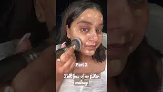 La girl illuminating foundation in shade natural linkinbio