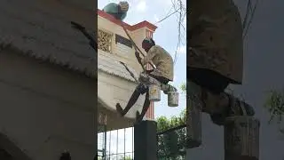 Civil Work Paavangal / See the workers risk