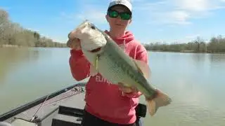 EditedVid#11 Angel Thurman: YOLOtek Edited Video of the Year sub. GoPro boat mount fishing mount