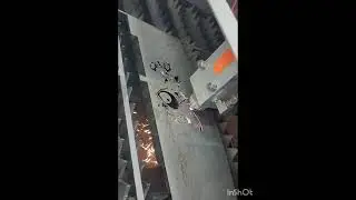 Detailed Cuts on a Fiber Laser
