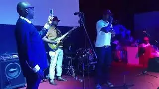 Brigade sarbati et son vieux tutu caludji en showcase