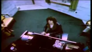 Jim Morrison&acute;s Ode To Nietzsche (HQ) / improvising backstage on the piano