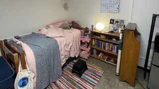 cleaning my room for a room tour!! | Mount Holyoke College
