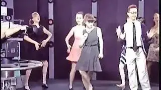 Low-Budget Late Show - Episode 3 Ending Dance