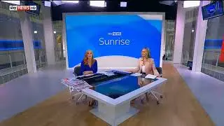News Presenter Sarah-Jane Mee Showing Cleavage | 20170817
