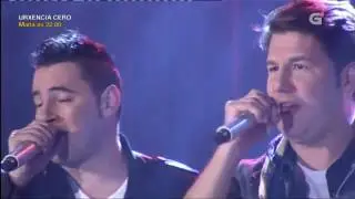 Andy y Lucas interpretan 'Aquí sigo yo' - BAMBOLEO