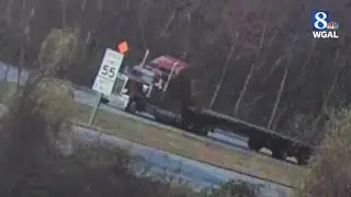 State police look for truck involved in fatal crash on I-81 in Cumberland County