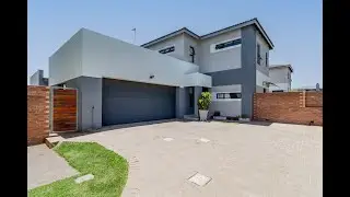 3 bedroom house for sale in Thatchfield | Pam Golding Properties