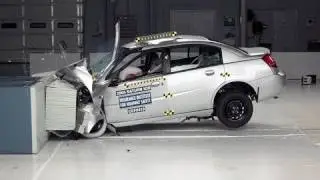 2005 Saturn ION moderate overlap IIHS crash test