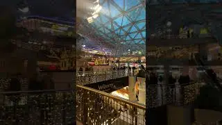 WARSAW, POLAND 🇵🇱 VIEWS ☀️ (BEAUTIFUL MALL) ⛵ In the winter, a warm and toasty escape @JenonTravels​