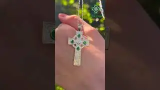 The Irish High Cross finished with Emeralds