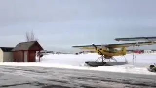 Float plane base