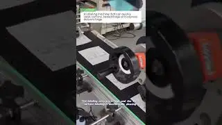 A labeling machine that can quickly label cartons, sealed bags and express delivery bags