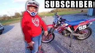 A SUBSCRIBER BUYS MY OLD DIRTBIKE & REBUILDS IT! SUNDAY FUNDAY
