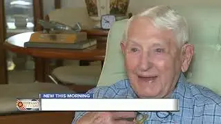 100-year-old World War II veteran honors local military families during Tampa Bay Lightning game