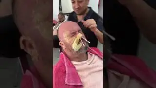 Pijn is fijn  bij de turkse kapper
