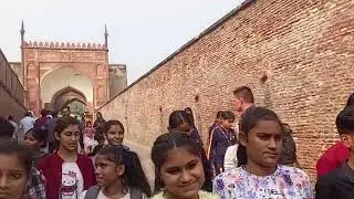 lal kela