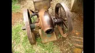 IHC ENGINE   how to remove flywheels