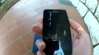 Samsung Galaxy S2 vs Hammer