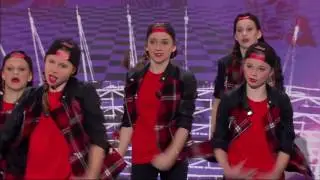 Ekipa nastolatków rozwaliła scenę 