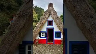 Beautiful country houses on the island of Madeira, they are made of wheat straw inside enchanting ❤️