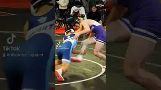 Ronin Umali takes down Dawson Smith early...  