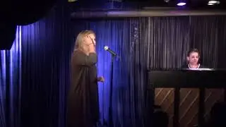 Meredith Bennett singing 'Asheville'