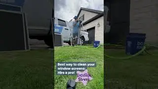 This tool makes cleaning screens easy
