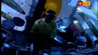 kaadu thiranthu