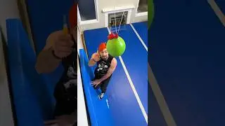 Разрезание воздушных шаров + паркур 🎈при участии @Matt.Larose