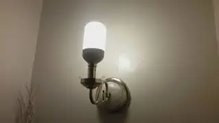 Wall lamps with Philips SL prismatic and comfort bulb part 1