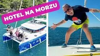 💙 Jak wygląda katamaran od środka? ⚓️ Spanie, łazienki i prawdziwe życie na rejsie I model Lagoon 42