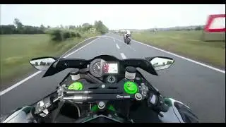 extreme Dangerous Bike Stunts Only Pros Can Do #extremesports #motorcycle #acrobatics #racing #race