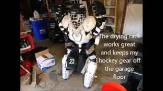 Hockey equipment dryer