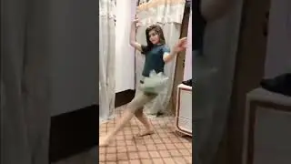 Pakistani mujra queen