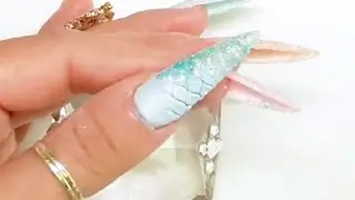 Uñas acrílicas cola de sirena lo más New con efecto sirena nail art😱