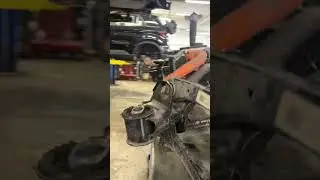 Ionic six suspension problem in the rear rear stopper on subframe  #automobile #mechanic ￼