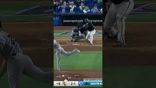 The Marlins had a crazy 9th inning 👀 #baseball #marlins #yankees