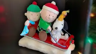 (Audio Rip) Gemmy Peanuts Sled Scene &ldquo;We Wish You a Merry Christmas&rdquo; & &ldquo;Jingle Bells&rdquo;