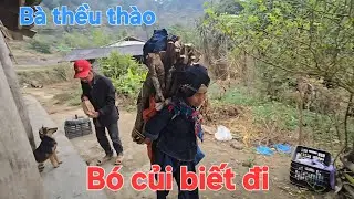 Bó củi biết đi - Bà thều thào còng lưng ở tuổi xế chiều địu bó củi nặng gấp đôi mình đổi 2 cân gạo