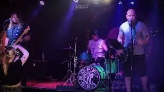 Offset Era &ndash; &ldquo;Burning Tires&rdquo; (Live at Oscura, Bradenton) | Shot by Eric Grant of Abortion Twins