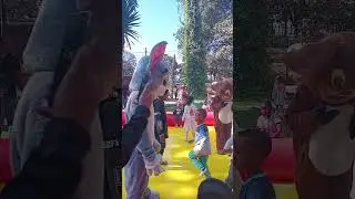 Lejente tez alegn Tom & Jerry playing football #tomandjerry #football #inflatable #swimingpool