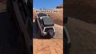 First obstacle on HELLS REVENGE Moab #offroading #4runner #hellsrevenge #utah #trending
