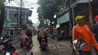 BERBURU KULINER SOTO MIE & ASINAN BERTAWI YANG LEGENDARIS #motovlog #vespa #vespavlog