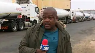 Local, foreign truck drivers lining up at Walvis Bay's Engine Depot to collect fuel - nbc