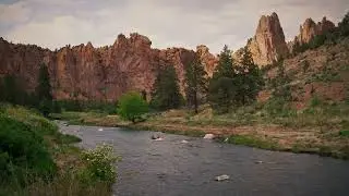 The Natural Beauty of Mountains and Scenic Landscapes (Smith Rock State Park)