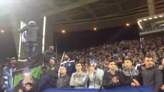 Torcida do Porto cantando 