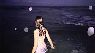 夜の海